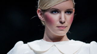 Zagreb, 191012.
U shopping centru Westgate od 18.-20.10. odrzava se modna revija Cro A Porter.
Na fotografiji: revija Monika Sablic.
Foto: Neja Markicevic / CROPIX