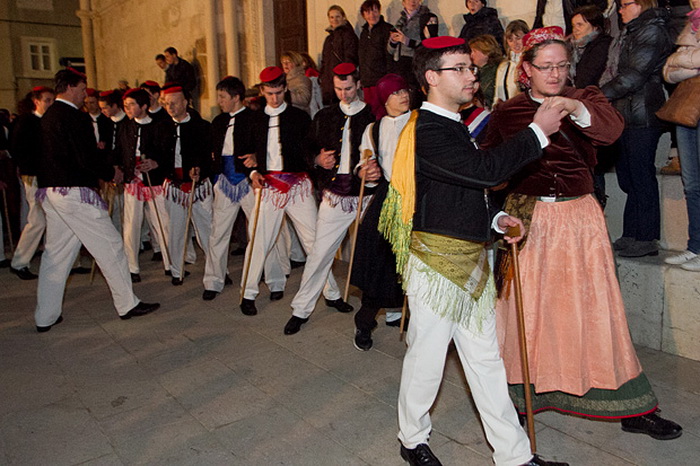 Paški karneval 2012, Foto: Leo Banić