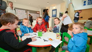 Image 381165 (auto) Image 381165 (auto)