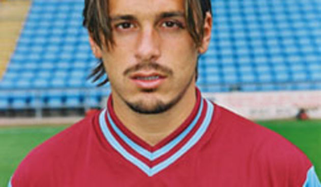 Image 1178313 (auto)