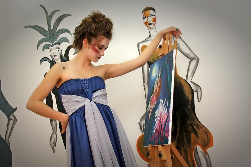 2500 kn; Haljinu dizajnira Klara Dedić: saten-svila i muslin (foto: Marin Gospić)