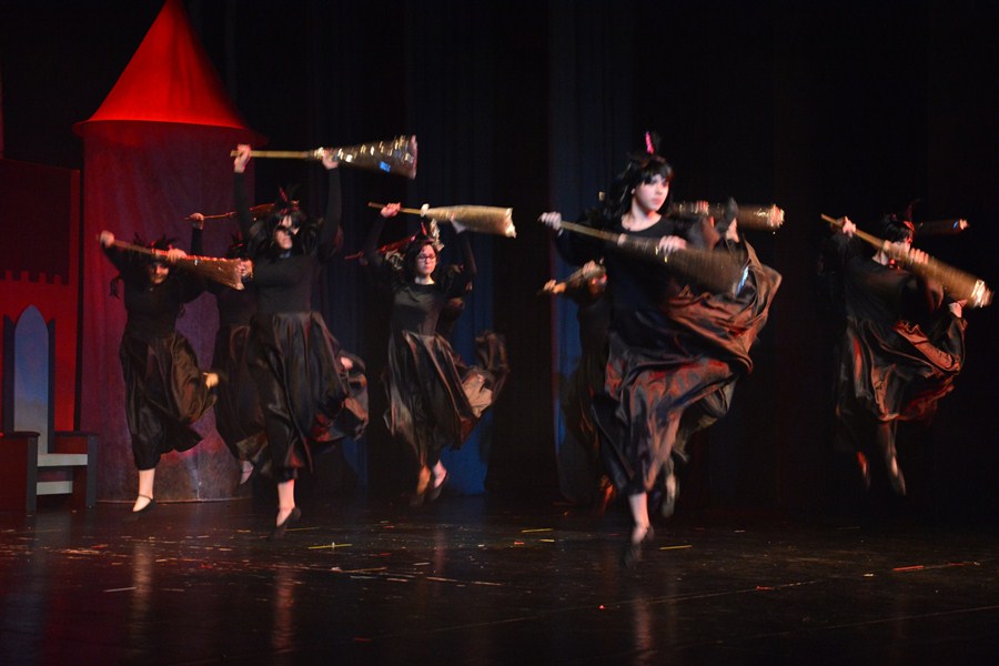 Plesna udruga Gesta: Bajka.hr