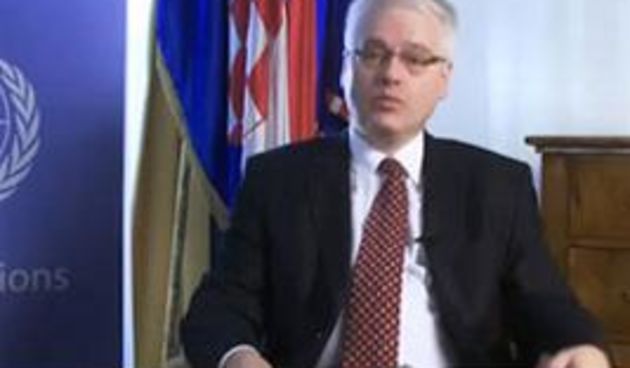 Ivo Josipović u kampanji “Živim život bez nasilja”