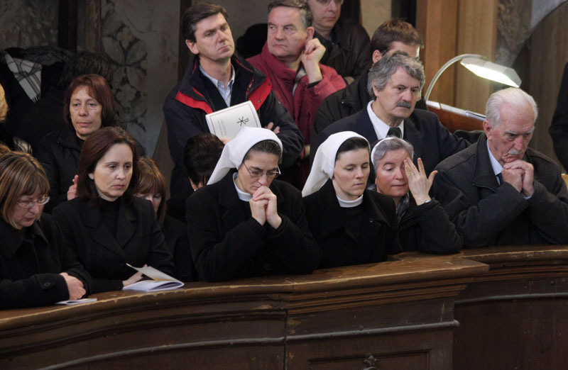 Posljednji ispraćaj nadbiskupa Marijana Oblaka