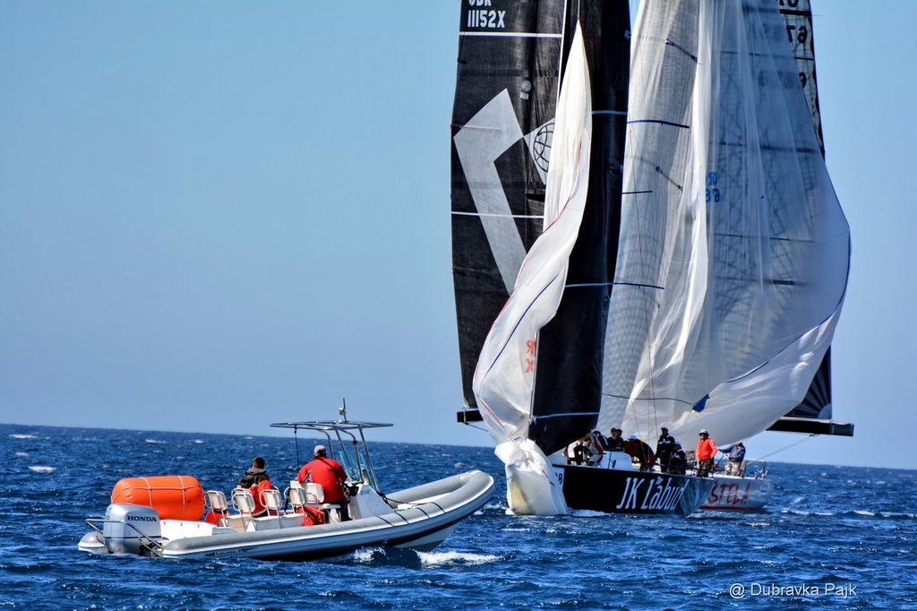 U hvarskom akvatoriju održana XXI. Uskršnja regata U hvarskom akvatoriju održana XXI. Uskršnja regata