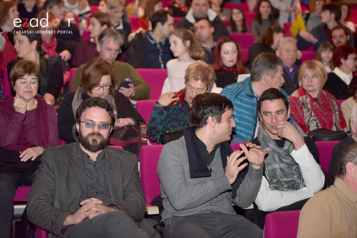 Premijera predstave “Nikome pravo” u Kazalištu lutaka Zadar Premijera predstave “Nikome pravo” u Kazalištu lutaka Zadar