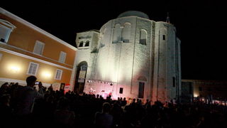 Zemlja bez granica: koncert Jelene Radan na Forumu foto: Angelo Virag Zemlja bez granica: koncert Jelene Radan na Forumu foto: Angelo Virag