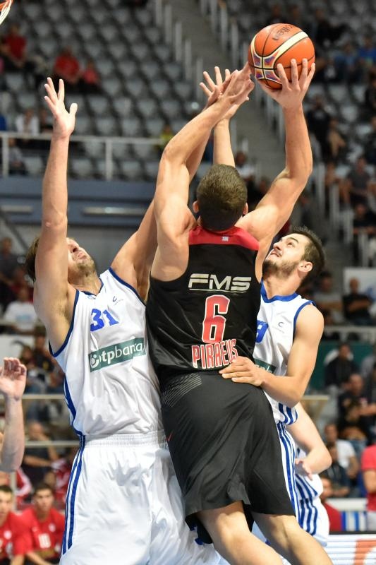 24.09.2015., Zadar – Zadar Dogus Basketball Tournament, KK Zadar – Olympiakos. Photo: PIXSELL