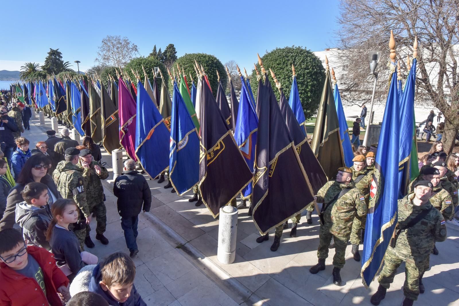 Mimohod ratnih postrojbi u Zadru