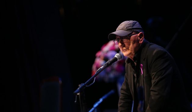 Koncertom ‘Vjeruj u ljubav’ obilježena 50. godišnjica Županijske lige protiv raka: zapjevao i Oliver Dragojević