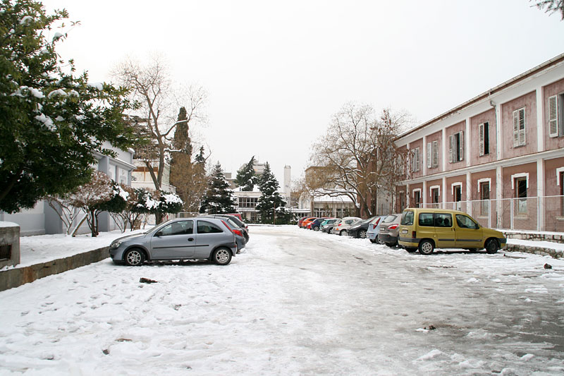 Snježni đir oko Gradske knjižnice Zadar, Foto: Lucija Juravić Snježni đir oko Gradske knjižnice Zadar, Foto: Lucija Juravić