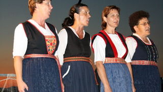 Vecer folklora: KUD Nevijana i ansambl Horenak u Nevidjenima Vecer folklora: KUD Nevijana i ansambl Horenak u Nevidjenima