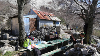 Ako ste u mogućnosti za mali izlet, posjetite Stap – veliko krško polje na Južnom Velebitu, na 960 m visine, foto: Vedran Penga