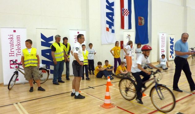 Sigurno u prometu HAK