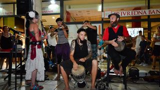 Performeri Saraswati na KalelargArt-u ; foto Iva Perinčić Performeri Saraswati na KalelargArt-u ; foto Iva Perinčić