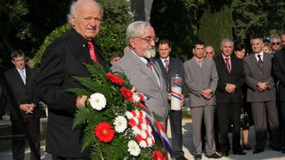 Image 1054183 (auto)