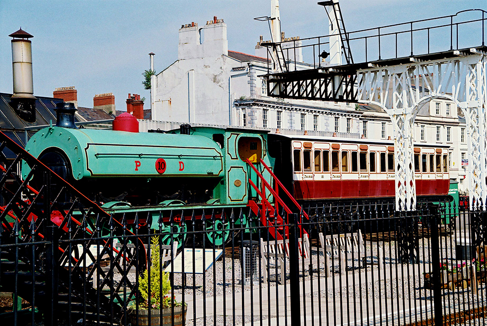 Tomislav M. Bilosnić: Raj gdje je ugljen bio kralj Tomislav M. Bilosnić: Raj gdje je ugljen bio kralj