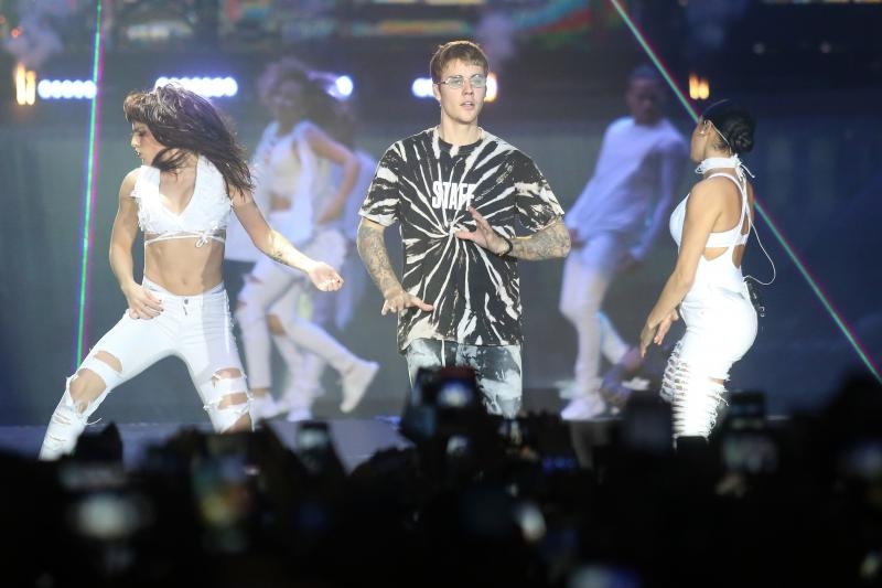 Image 379341 (auto) Image 379341 (auto)