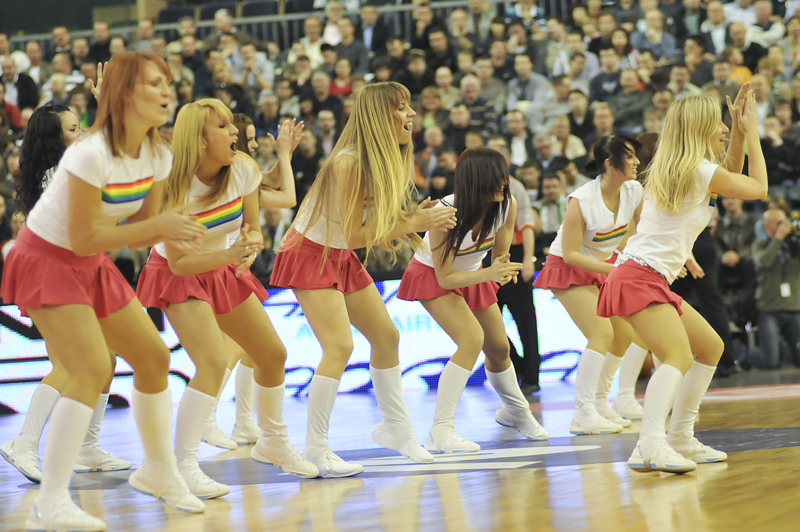 Zmajcice u akciji Zmajcice u akciji