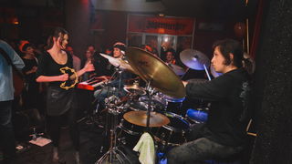 Silente @ Qbar, foto: Iva Perinčić Silente @ Qbar, foto: Iva Perinčić