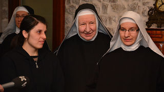 Gradonačelnik Kalmeta posjetio benediktinke; foto Iva Perinčić Gradonačelnik Kalmeta posjetio benediktinke; foto Iva Perinčić