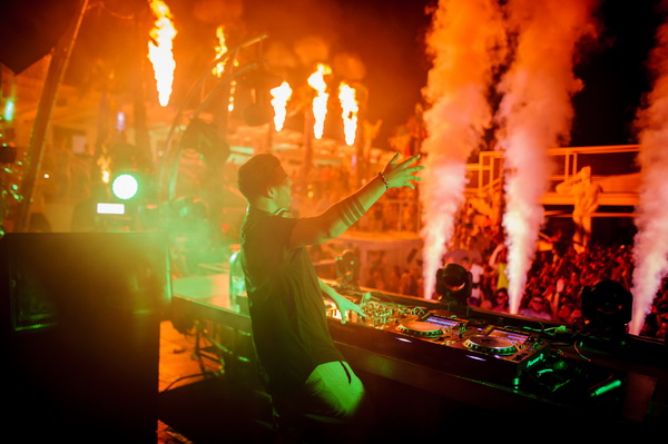 Trećeg dana Blacksheep Festivala u Aquarius klubu na Zrću nastupio je Moti. Foto: Goran Telak