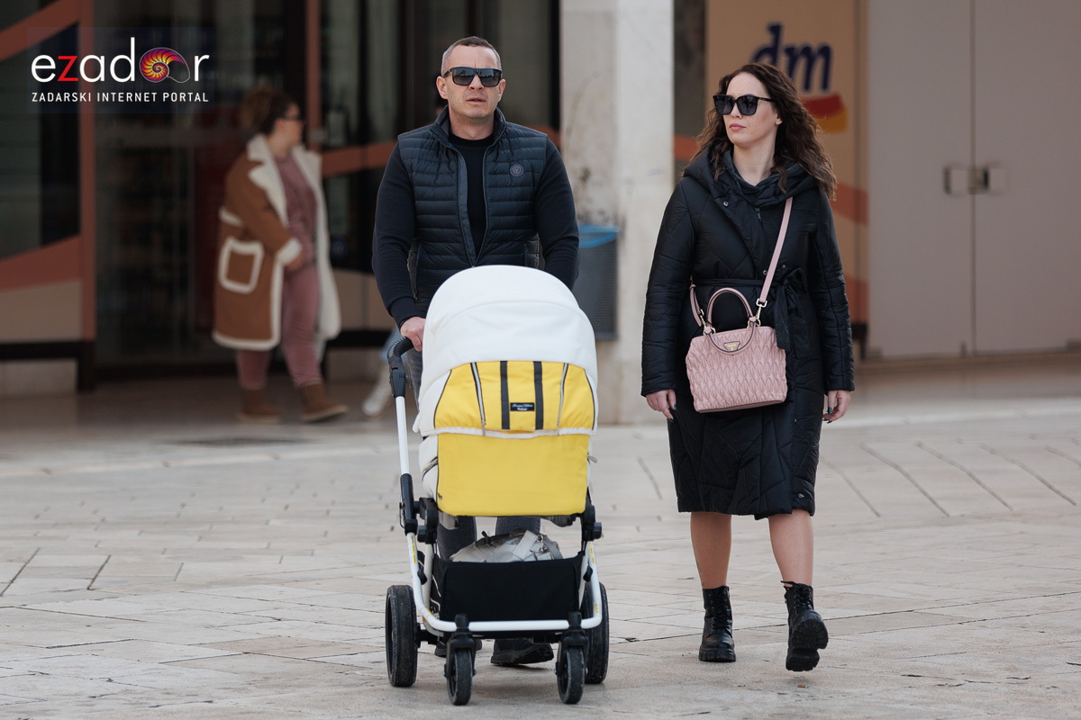 Đir po gradu, subotnja špica 18. veljače 2023. Đir po gradu, subotnja špica 18. veljače 2023.