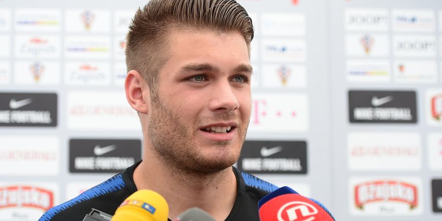 Duje Ćaleta – Car Duje Ćaleta – Car