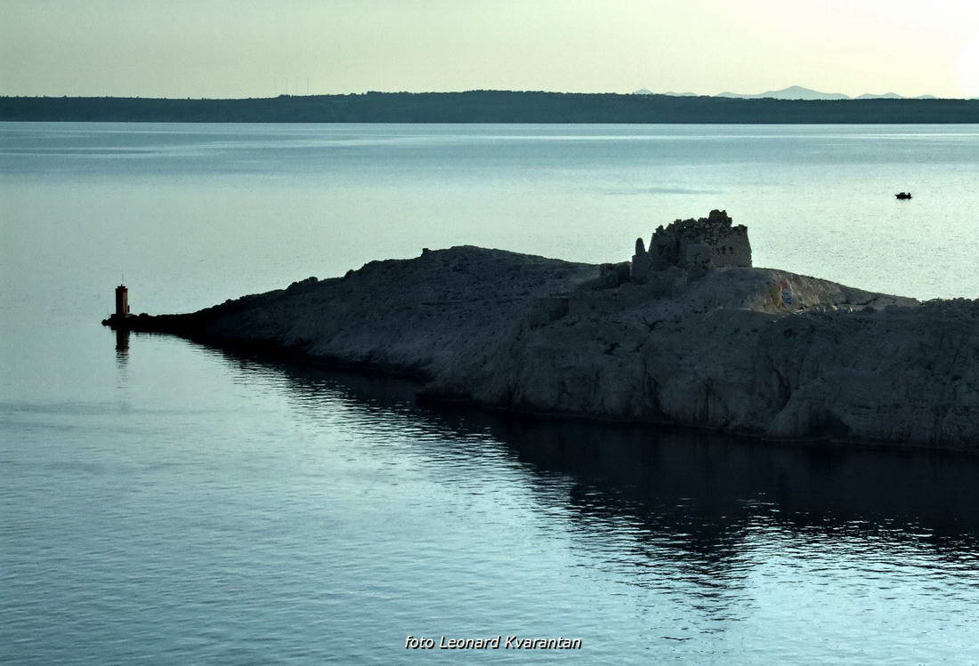 Blagdanski đir po Pagu 1. studenog 2013.  foto: Leonard Kvarantan