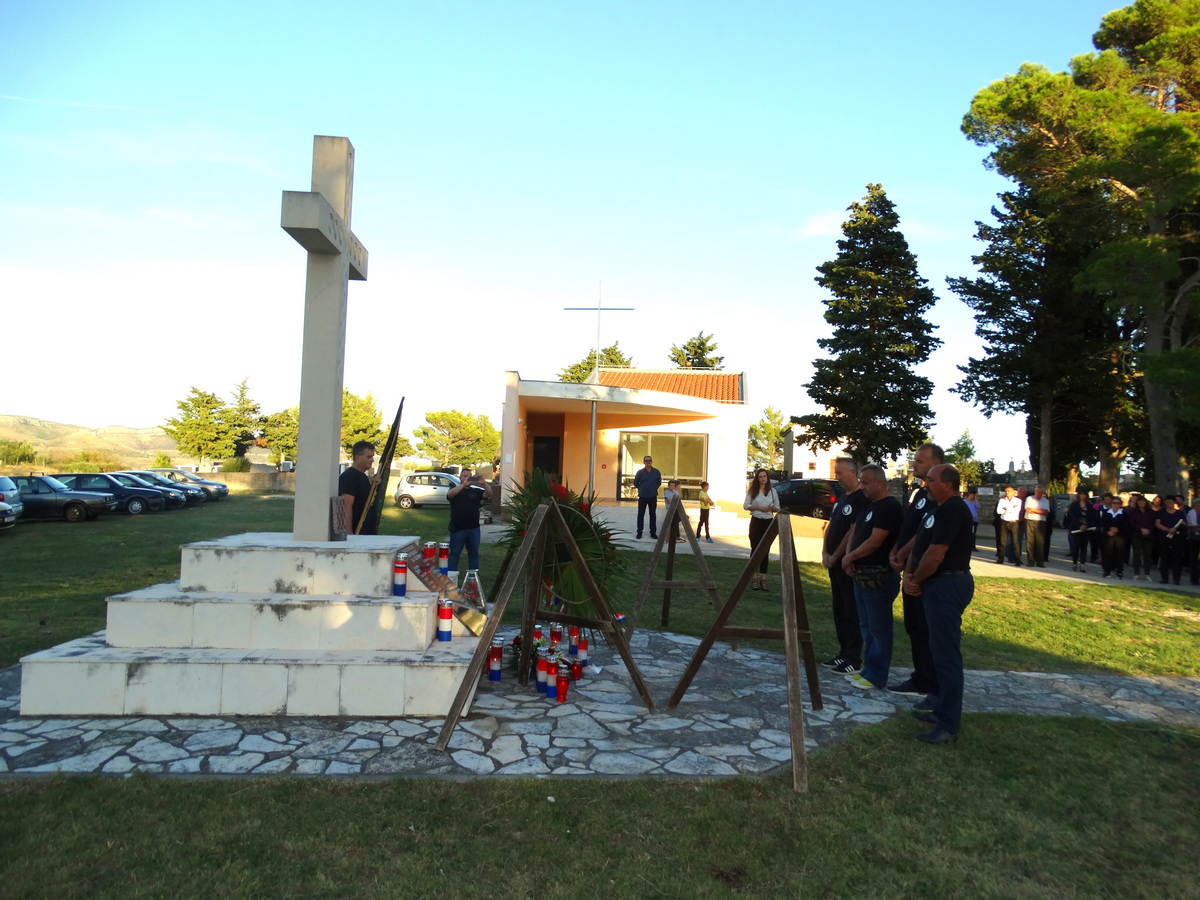 Vukšić: Položeni vijenci za žrtve Domovinskog rata