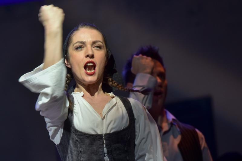 Mjuzikl Mamma Mia kazališza Komedija u dvorani Krešimir Ćosić