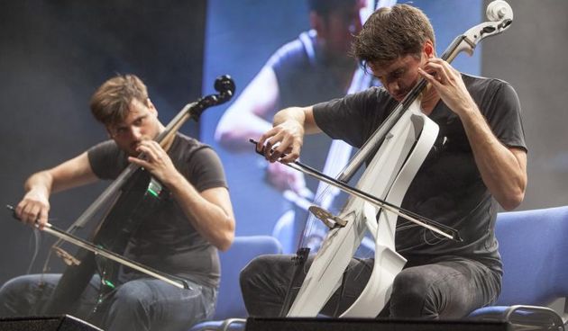 2Cellos (Stjepan Hauser i Luka Sulic) odrzali su koncert na ljetnoj pozornici u Opatiji. Photo: Nel Pavletic/PIXSELL