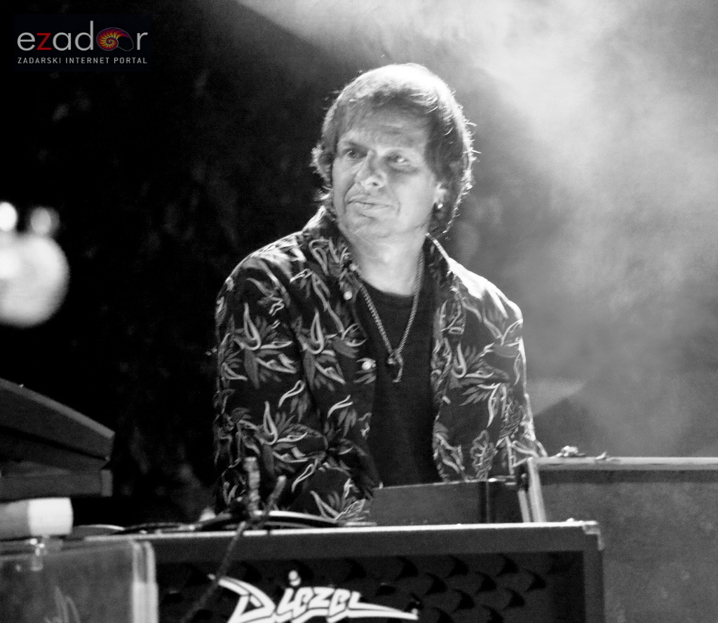 Parni valjak Viranima priredio vrhunsku dvosatnu glazbenu poslasticu Parni valjak Viranima priredio vrhunsku dvosatnu glazbenu poslasticu