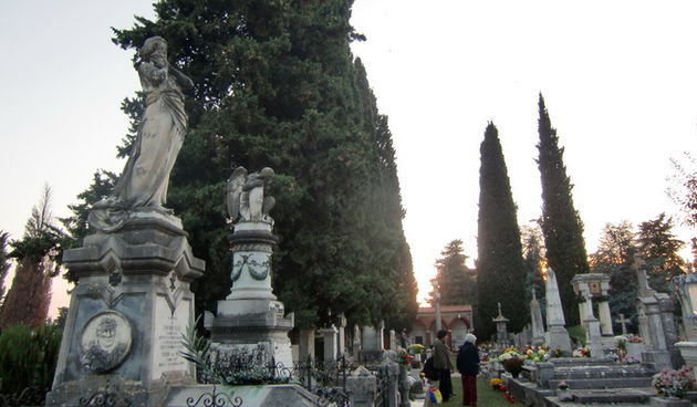 Gradsko groblje uoči blagdana Svih svetih i Dušnog dana