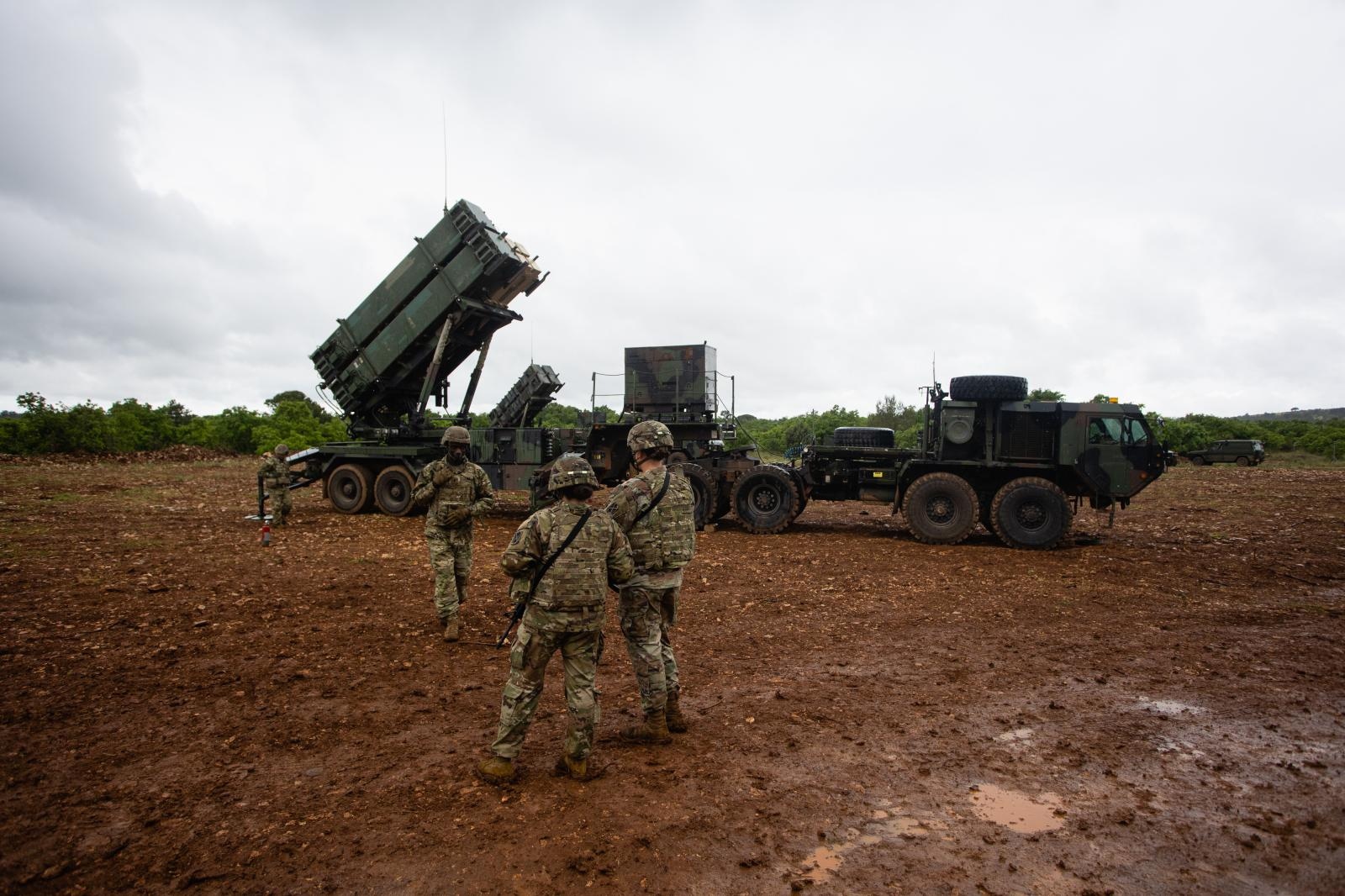 Prezentacija američkog sustava protuzračne obrane Patriot u Zemuniku Prezentacija američkog sustava protuzračne obrane Patriot u Zemuniku