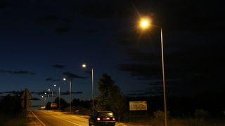 Rekonstrukcija ceste D-306 na Viru: Zasvijetlilo od Virskog mosta do centra!