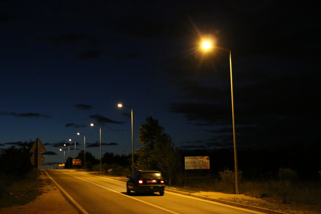 Rekonstrukcija ceste D-306 na Viru: Zasvijetlilo od Virskog mosta do centra!