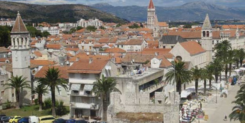 Trogir ( HR Foto) Trogir ( HR Foto)