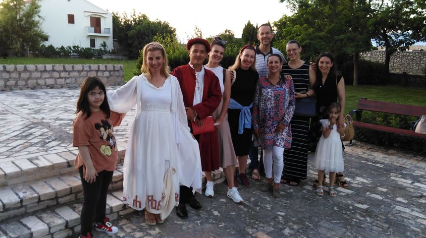 Kostimirano vođenje Nin Kostimirano vođenje Nin