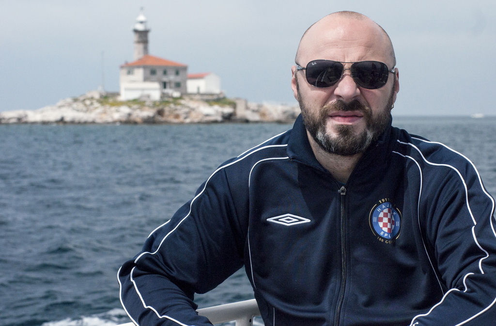 Legende svjetla: Jurica Gašpar ispred Svetog Ivana na Pučini, prvog svjetionika na kojeg je došao s roditeljima Legende svjetla: Jurica Gašpar ispred Svetog Ivana na Pučini, prvog svjetionika na kojeg je došao s roditeljima