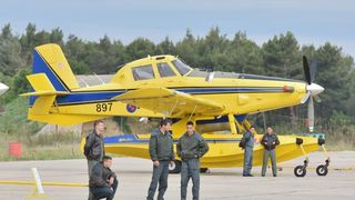 U sklopu Medjunarodne konferencije o gasenju pozara iz zraka (Aerial Firefighting Conference), u zrakoplovnoj bazi HRZ Zemunik odrzala se pokazna vjezba na kojoj su sudjelovali protupozarni avioni i helikopteri iz sastava 93. zrakoplovne baze u Zemuniku, U sklopu Medjunarodne konferencije o gasenju pozara iz zraka (Aerial Firefighting Conference), u zrakoplovnoj bazi HRZ Zemunik odrzala se pokazna vjezba na kojoj su sudjelovali protupozarni avioni i helikopteri iz sastava 93. zrakoplovne baze u Zemuniku,