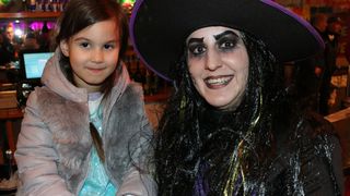 Virske maškare: Nedjelja u znaku zvijezdice Meri, Tota i Tempo Banda