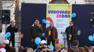 Vukovaru ZaDar na Narodnom trgu, foto: Iva Perinčić Vukovaru ZaDar na Narodnom trgu, foto: Iva Perinčić