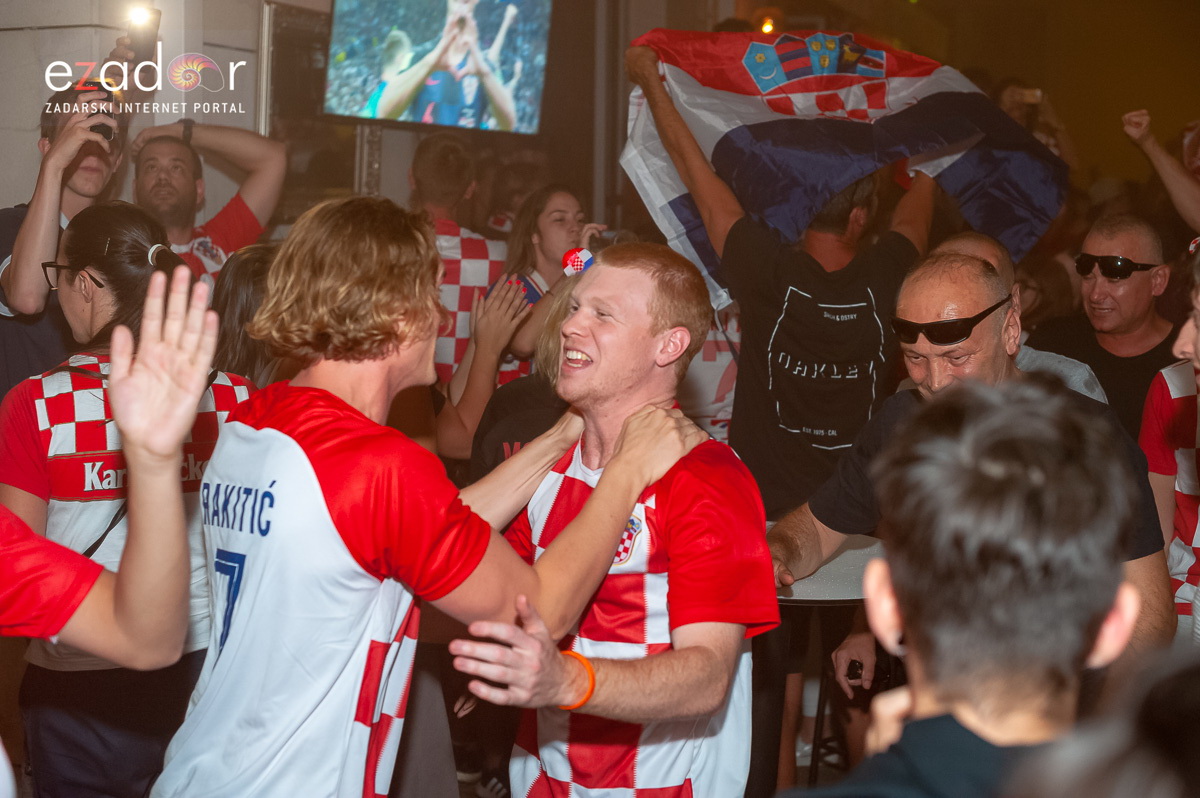 Zadar je gorio: Velika fešta nakon plasmana Vatrenih u finale Svjetskog prvenstva