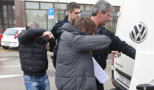 Privođenje napadača na imigranta u Karlovcu