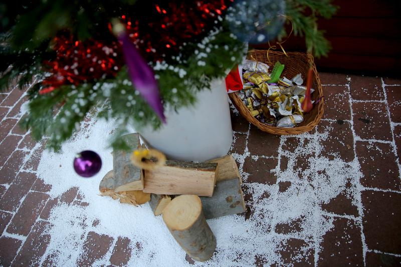 Blagdanski uređena otvorena terasa kafića Kult, Photo: Filip Brala/PIXSELL