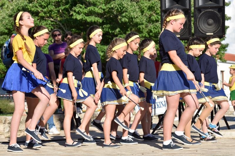 Odrzana je drzavna smotra mazoretkinja u organizaciji Hrvatskog mazoret saveza. Photo: Dino Stanin/PIXSELL Odrzana je drzavna smotra mazoretkinja u organizaciji Hrvatskog mazoret saveza. Photo: Dino Stanin/PIXSELL