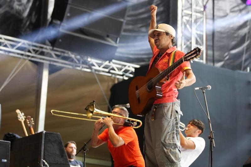 Novi Sad: Manu Chao La Ventura “zapalili” publiku na Exitu, Photo: Marko Mrkonjic/PIXSELL Novi Sad: Manu Chao La Ventura “zapalili” publiku na Exitu, Photo: Marko Mrkonjic/PIXSELL