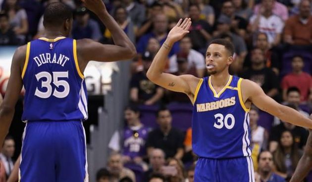 Steph Curry i Kevin Durant, foto: GoldenStateWarriors ‏@warriors