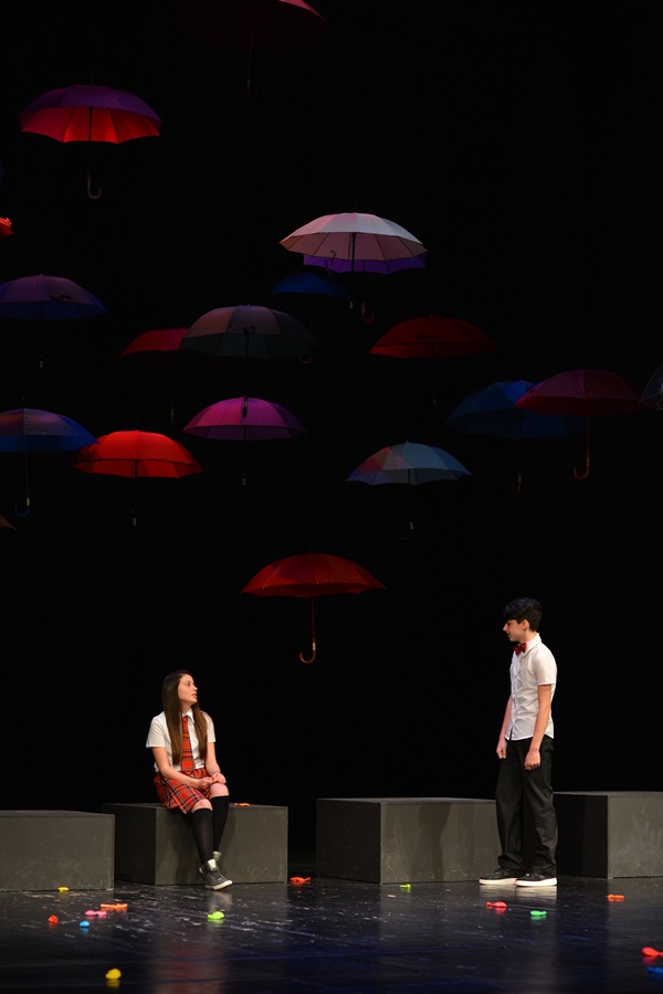 HNK Zadar: Premijera predstave “Tko i što brani”, Igrajmo se HNK Zadar: Premijera predstave “Tko i što brani”, Igrajmo se